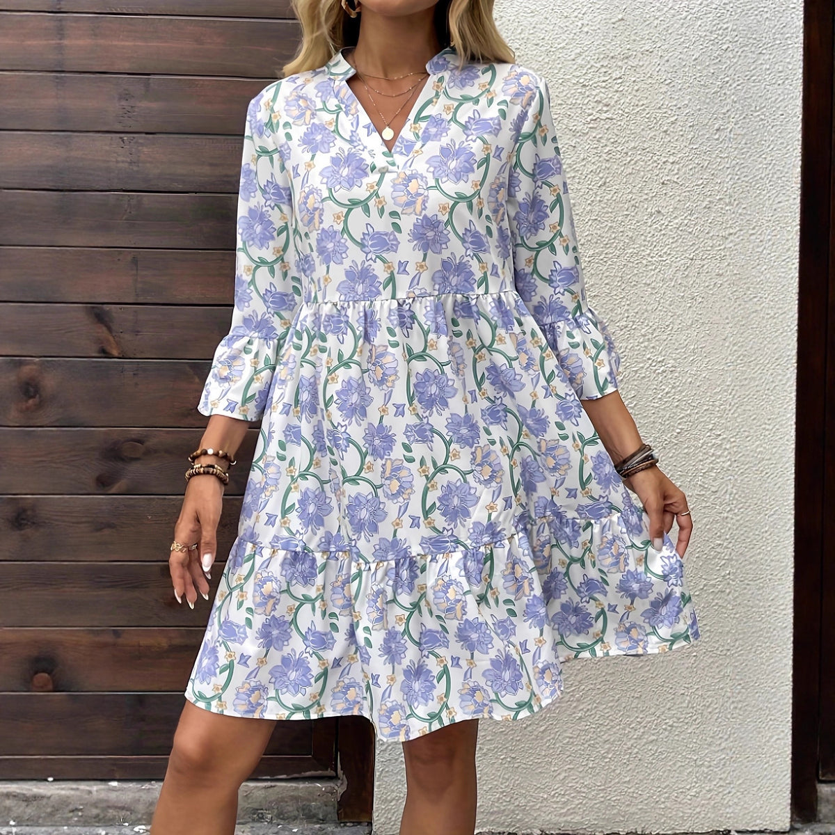 Elegant Casual Floral Print V-Neck Three-Quarter Bell Sleeve Loose Dress for Women